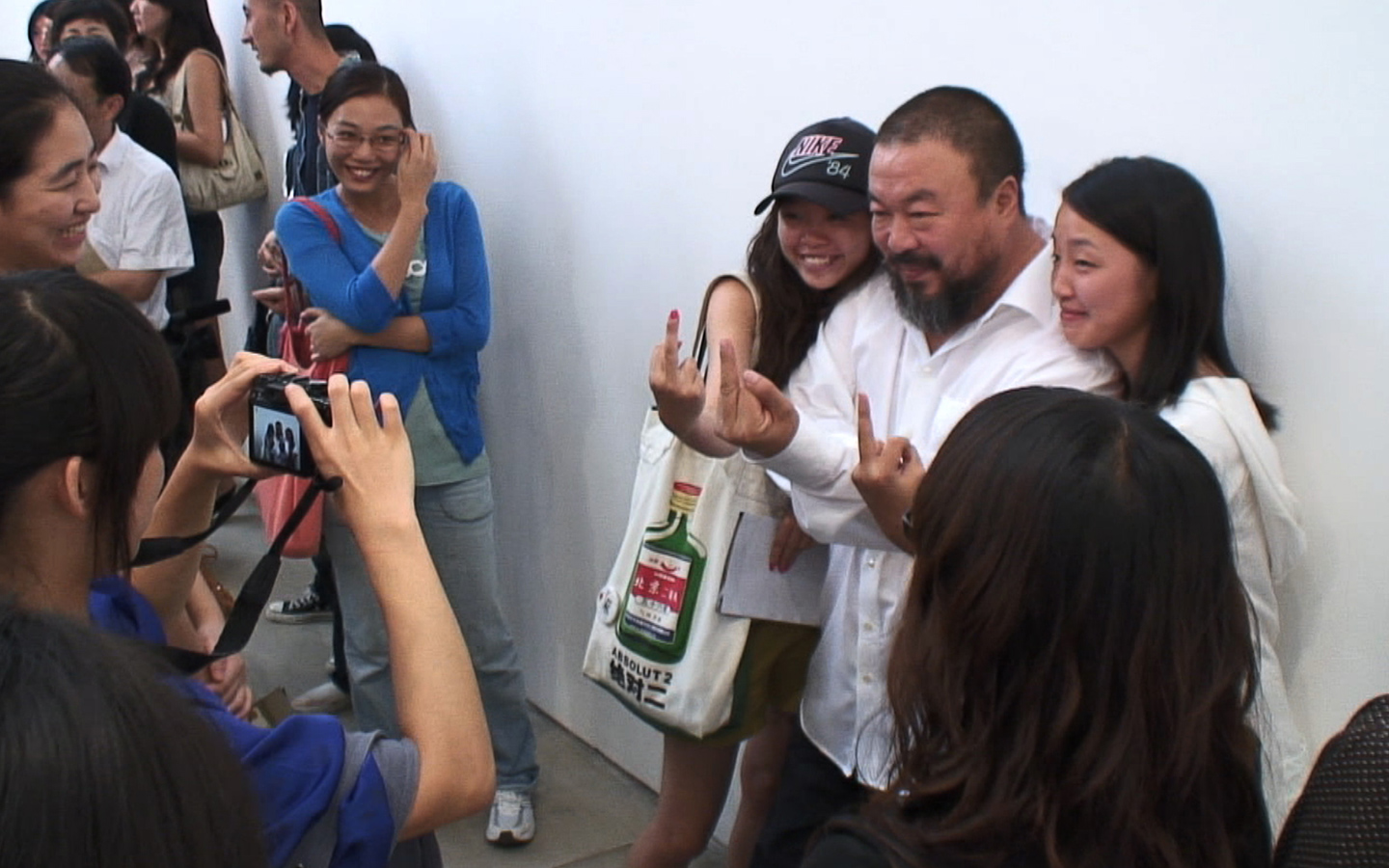 AI WEIWEI NEVER SORRY — photo 3