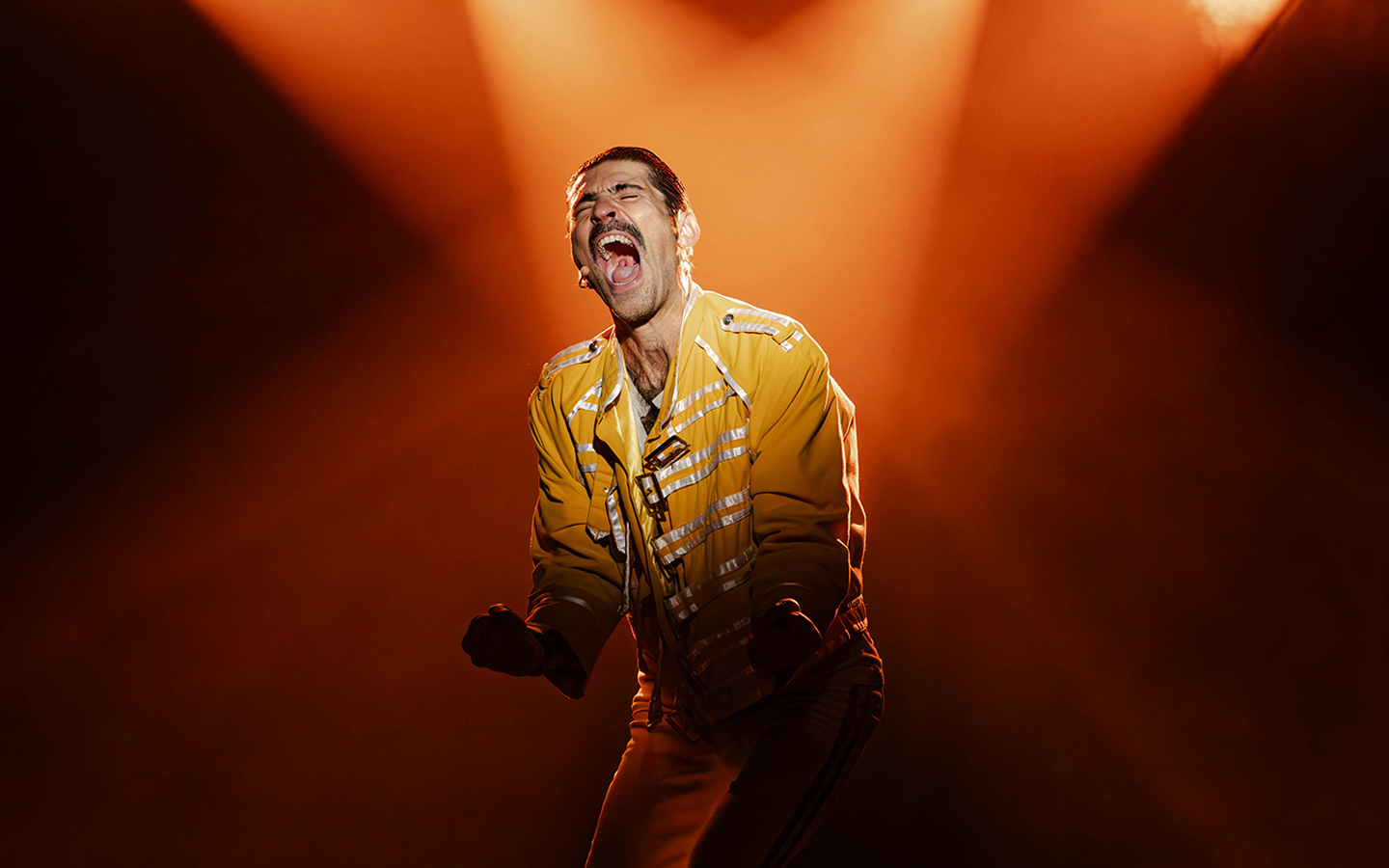 FESTIVAL KOMIDI - CIE LES HISTORIENS DU PRÉSENT -  JE VIS AVEC FREDDY MERCURY"